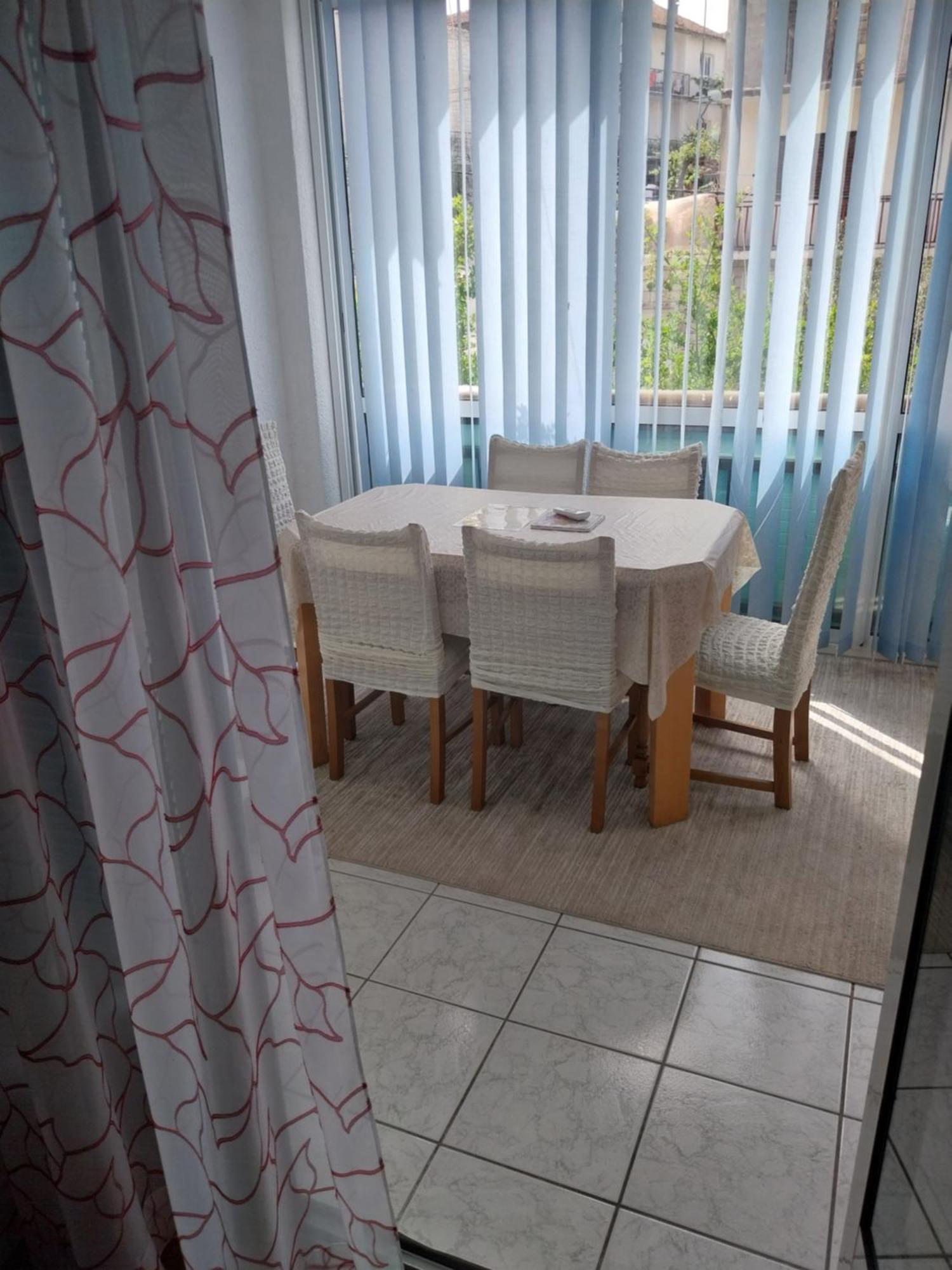 Apartmani Liberan Neum Ruang foto